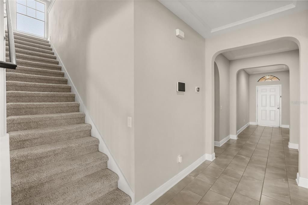 For Sale: $525,000 (3 beds, 2 baths, 2556 Square Feet)