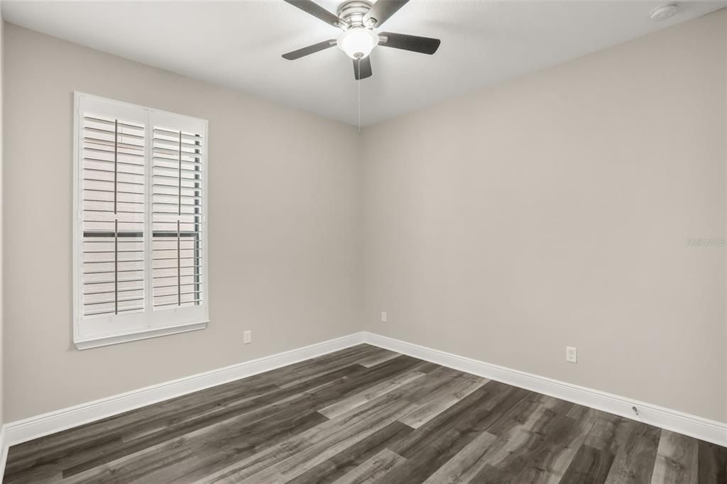 For Sale: $525,000 (3 beds, 2 baths, 2556 Square Feet)