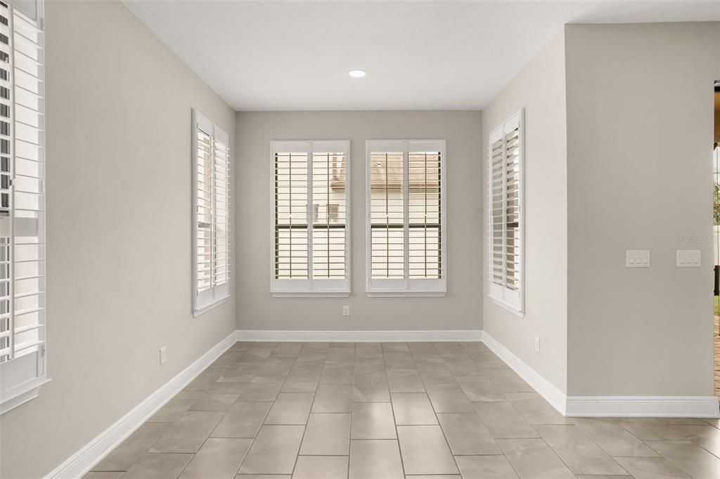 For Sale: $525,000 (3 beds, 2 baths, 2556 Square Feet)