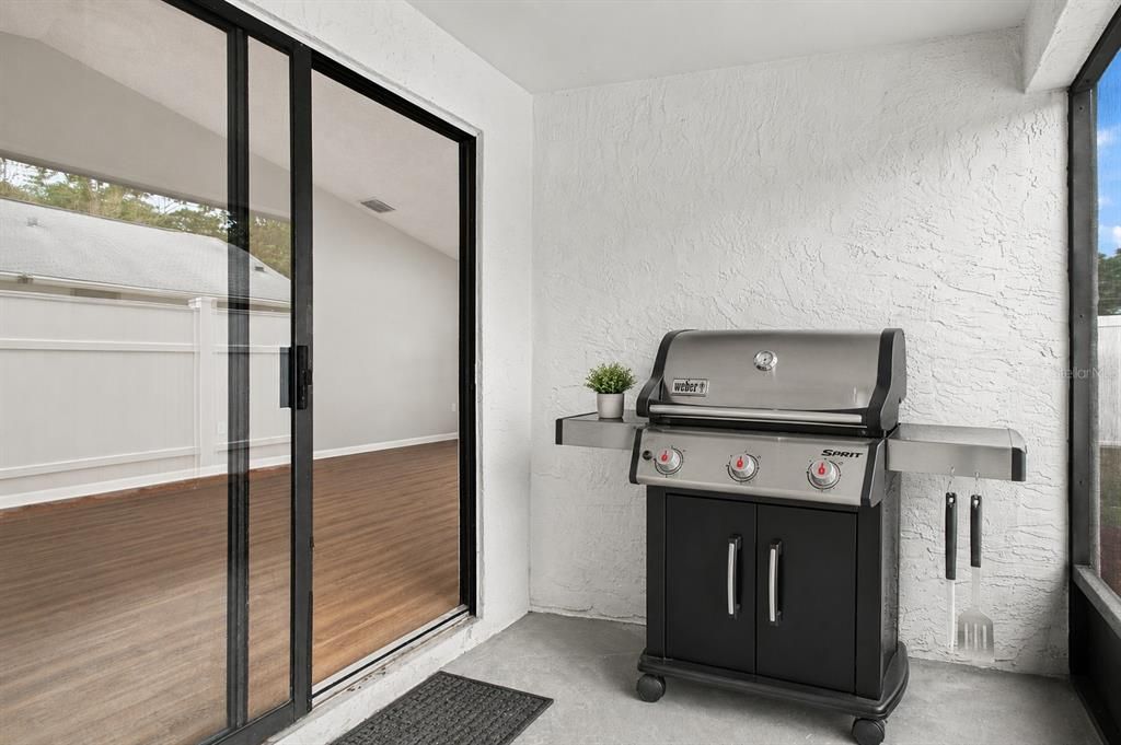 For Sale: $249,900 (2 beds, 2 baths, 1296 Square Feet)