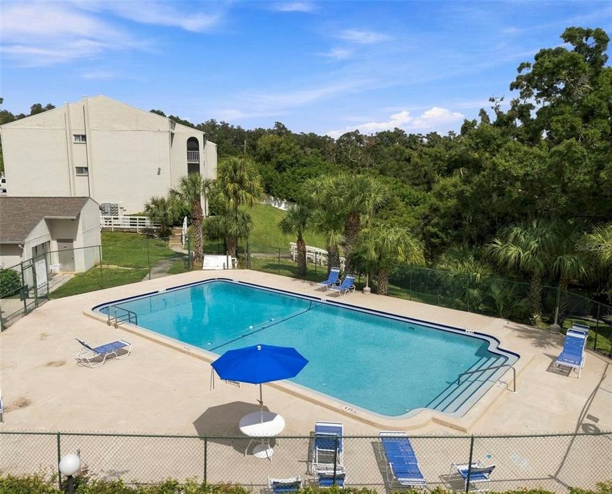 For Sale: $60,000 (1 beds, 1 baths, 700 Square Feet)