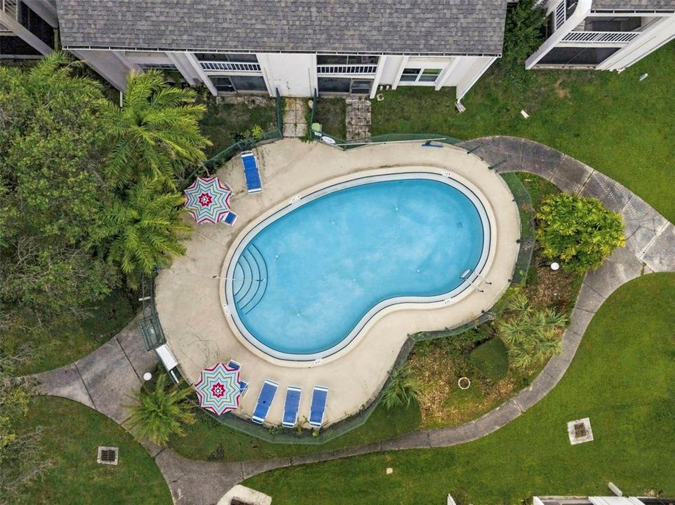 For Sale: $60,000 (1 beds, 1 baths, 700 Square Feet)