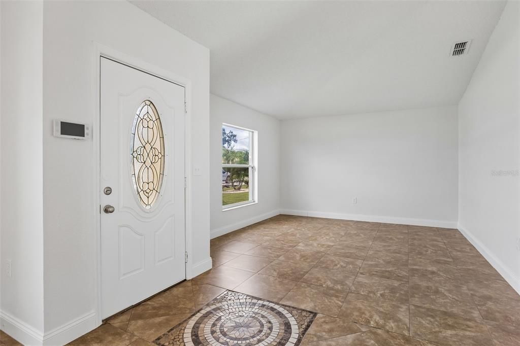 For Sale: $259,990 (3 beds, 2 baths, 1640 Square Feet)