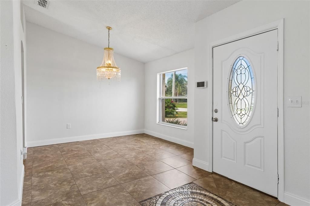 For Sale: $259,990 (3 beds, 2 baths, 1640 Square Feet)