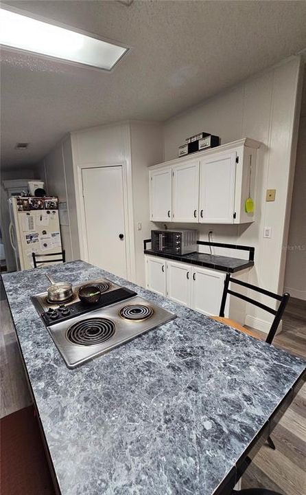 For Sale: $295,000 (3 beds, 2 baths, 2190 Square Feet)