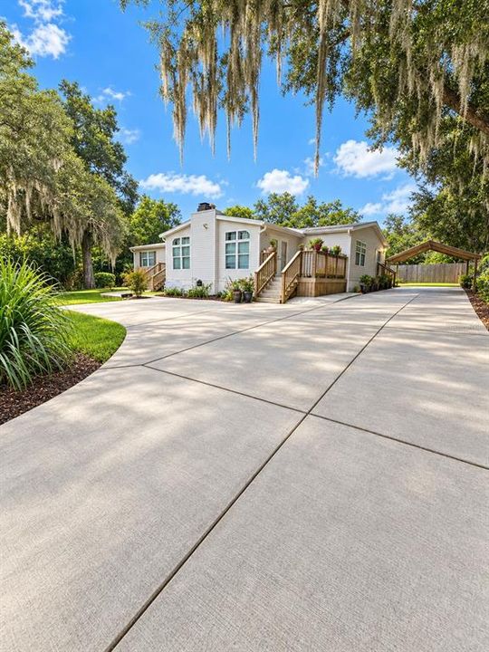 For Sale: $295,000 (3 beds, 2 baths, 2190 Square Feet)