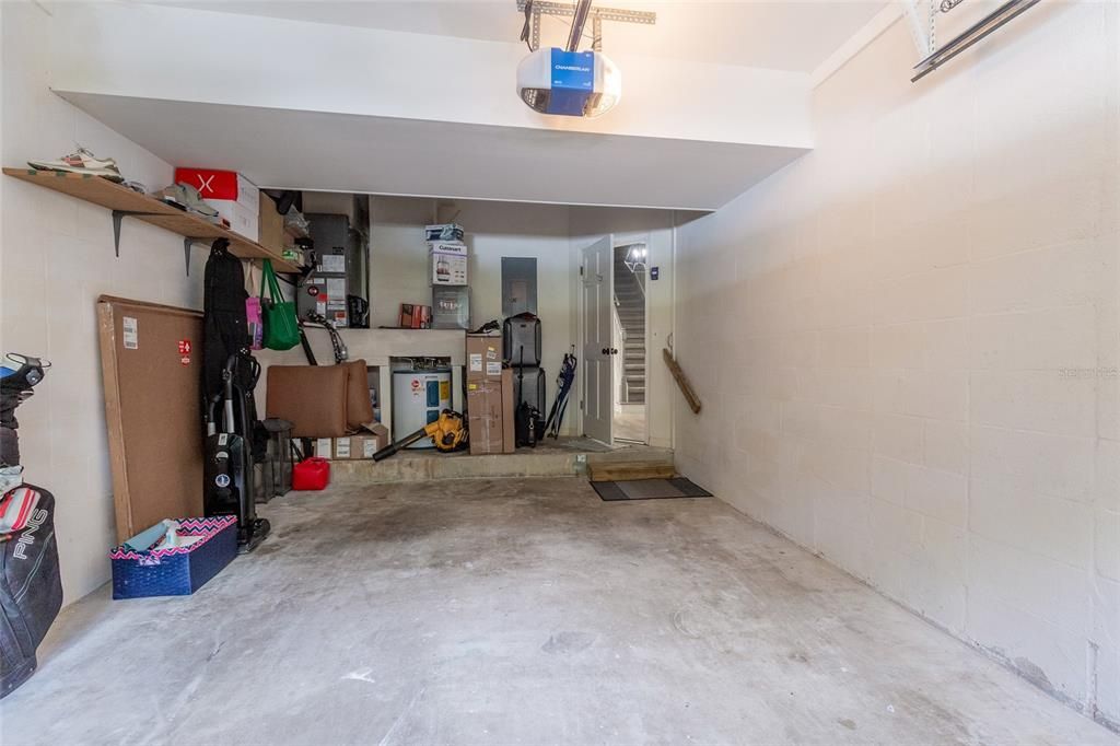 For Rent: $5,800 (3 beds, 3 baths, 2134 Square Feet)