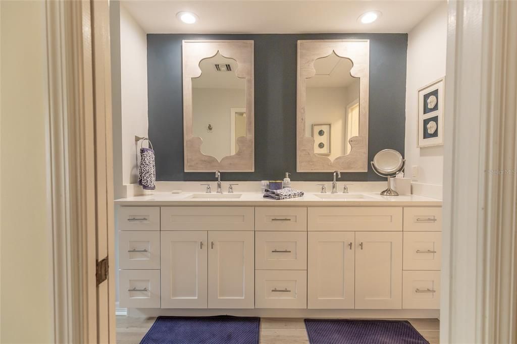 For Rent: $5,800 (3 beds, 3 baths, 2134 Square Feet)