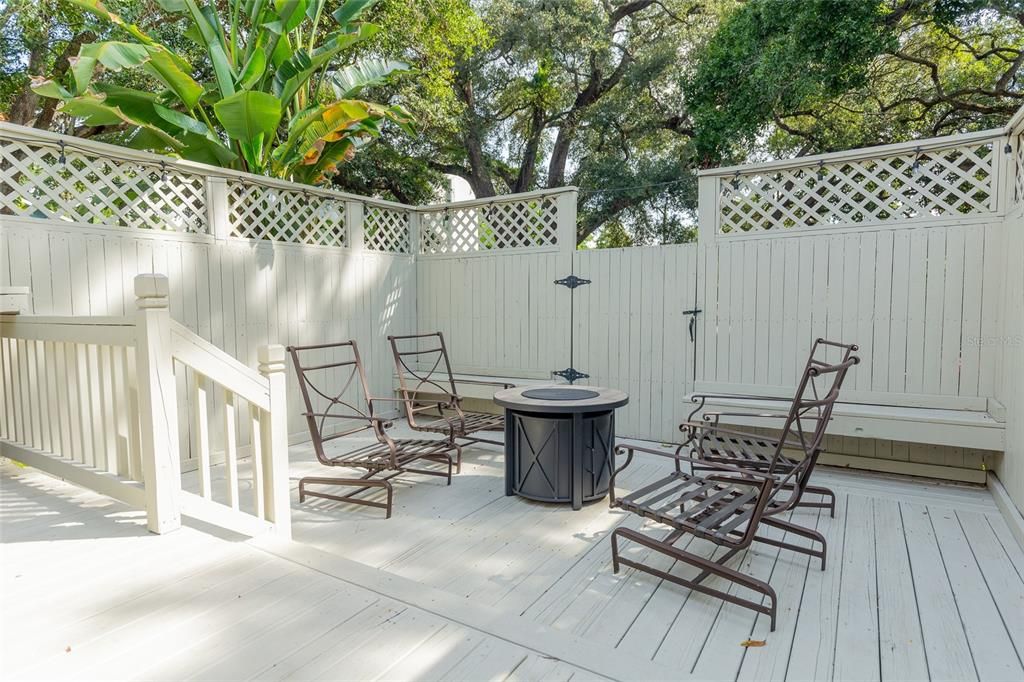 For Rent: $5,800 (3 beds, 3 baths, 2134 Square Feet)