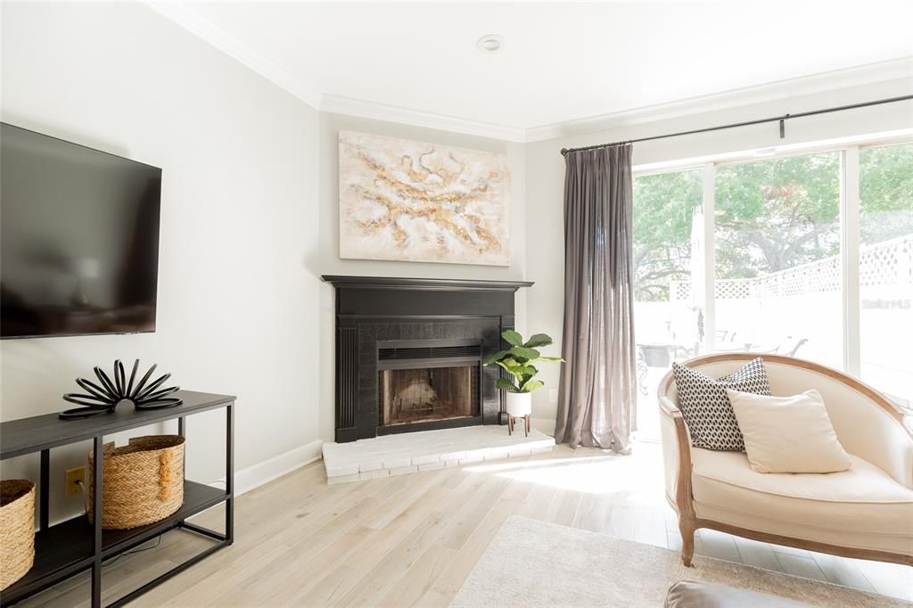 For Rent: $5,800 (3 beds, 3 baths, 2134 Square Feet)