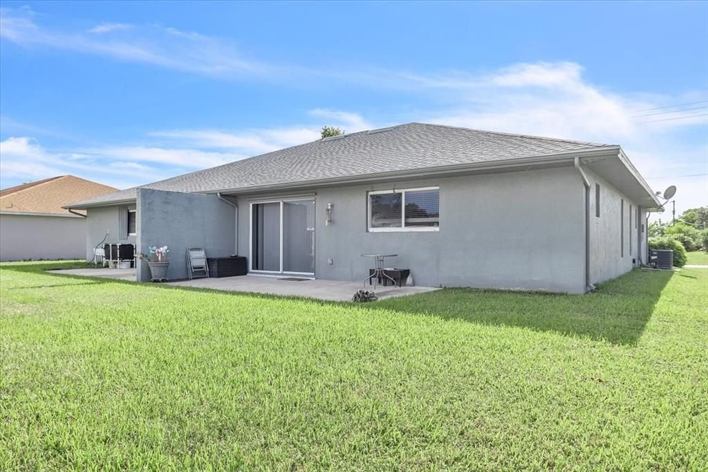 For Sale: $465,000 (5 beds, 0 baths, 2414 Square Feet)