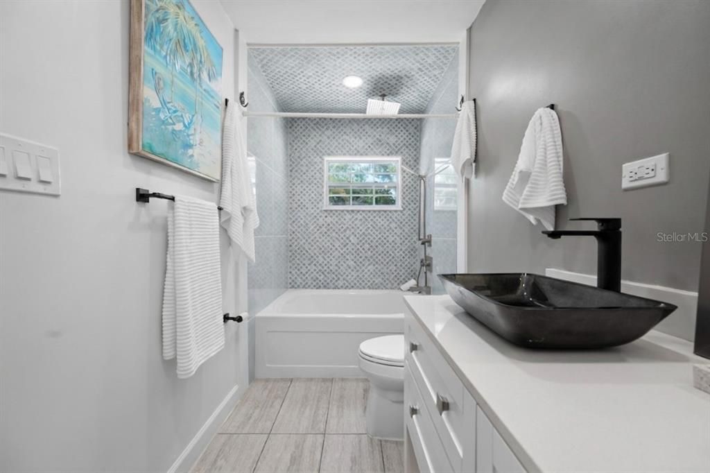 For Sale: $599,900 (3 beds, 2 baths, 1498 Square Feet)