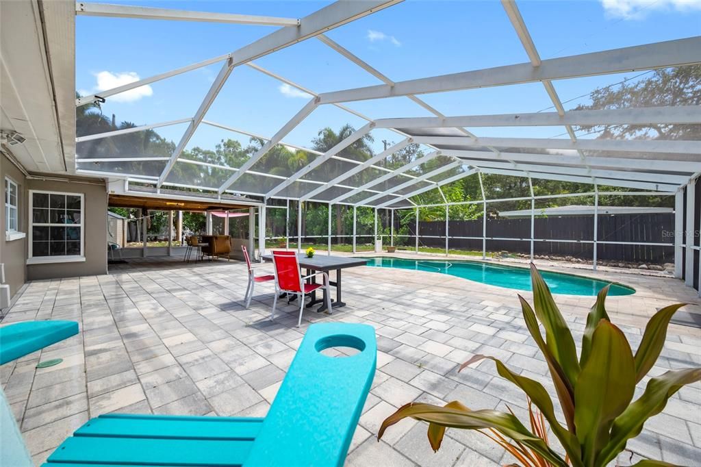 For Sale: $599,900 (3 beds, 2 baths, 1498 Square Feet)