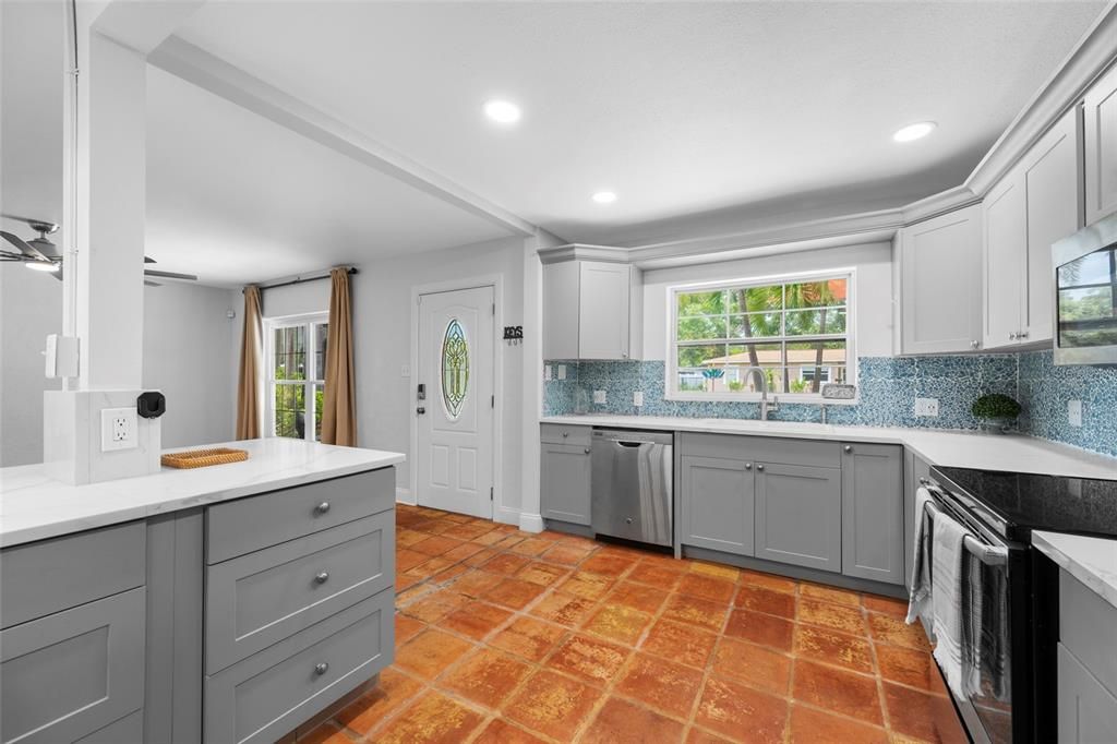 For Sale: $599,900 (3 beds, 2 baths, 1498 Square Feet)