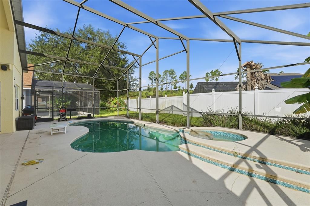 En Venta: $469,000 (5 camas, 4 baños, 2677 Pies cuadrados)
