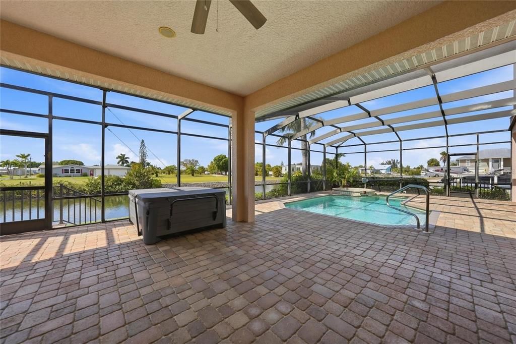En Venta: $1,100,000 (4 camas, 3 baños, 4113 Pies cuadrados)