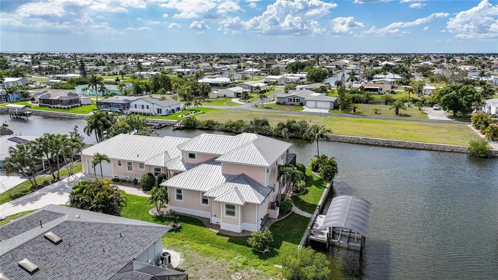 En Venta: $1,100,000 (4 camas, 3 baños, 4113 Pies cuadrados)