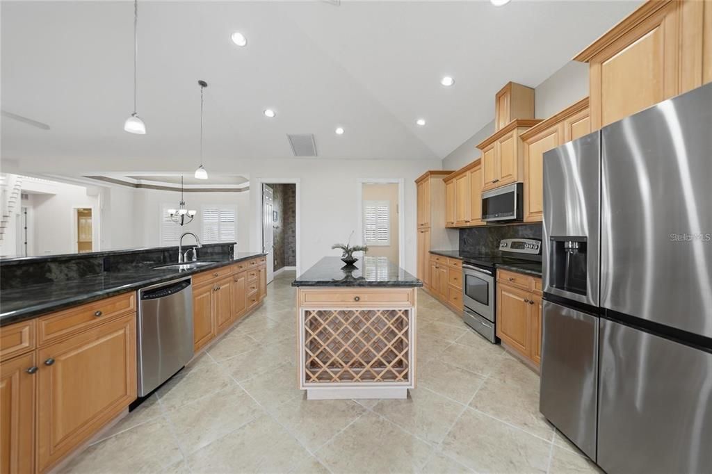 En Venta: $1,100,000 (4 camas, 3 baños, 4113 Pies cuadrados)