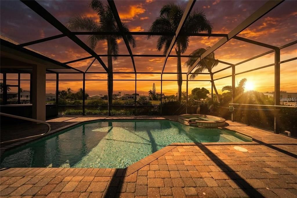 En Venta: $1,100,000 (4 camas, 3 baños, 4113 Pies cuadrados)
