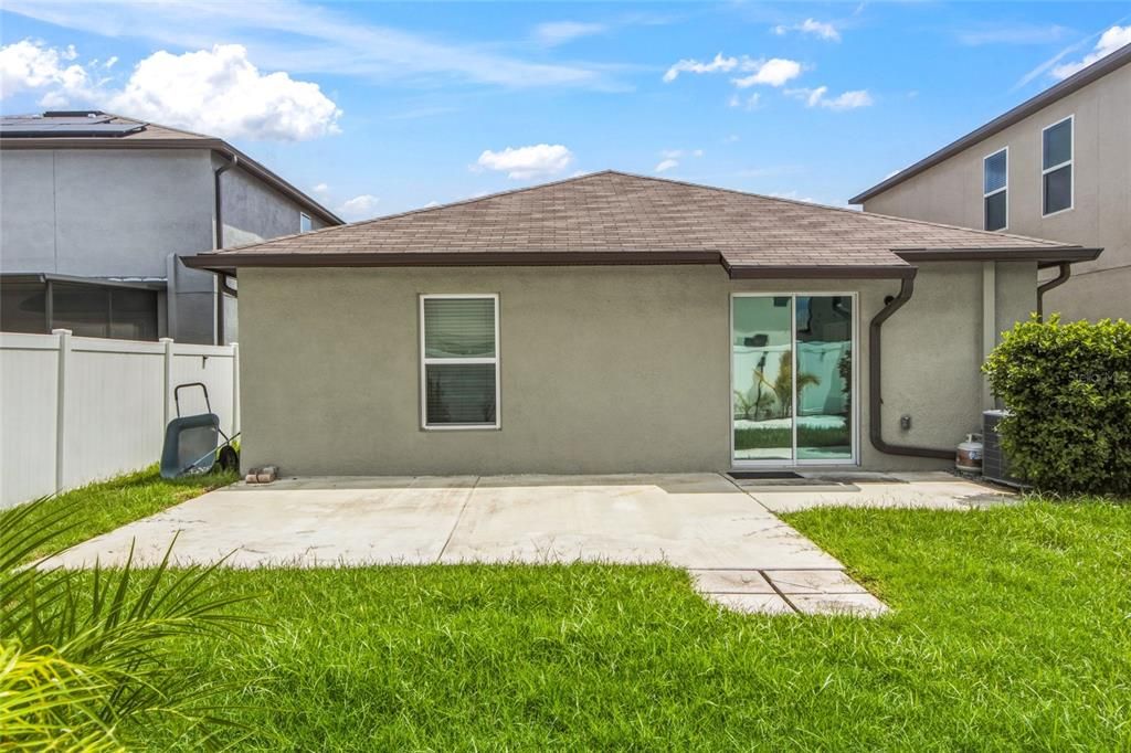 For Sale: $325,000 (3 beds, 2 baths, 1432 Square Feet)