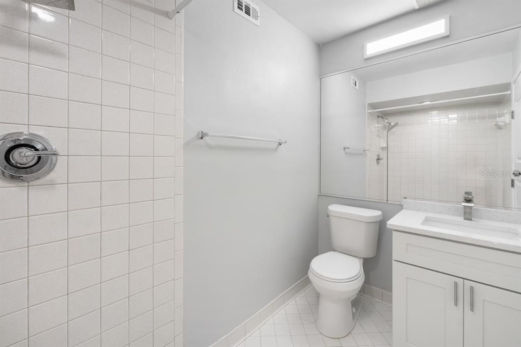 En Renta: $1,950 (2 camas, 2 baños, 1093 Pies cuadrados)