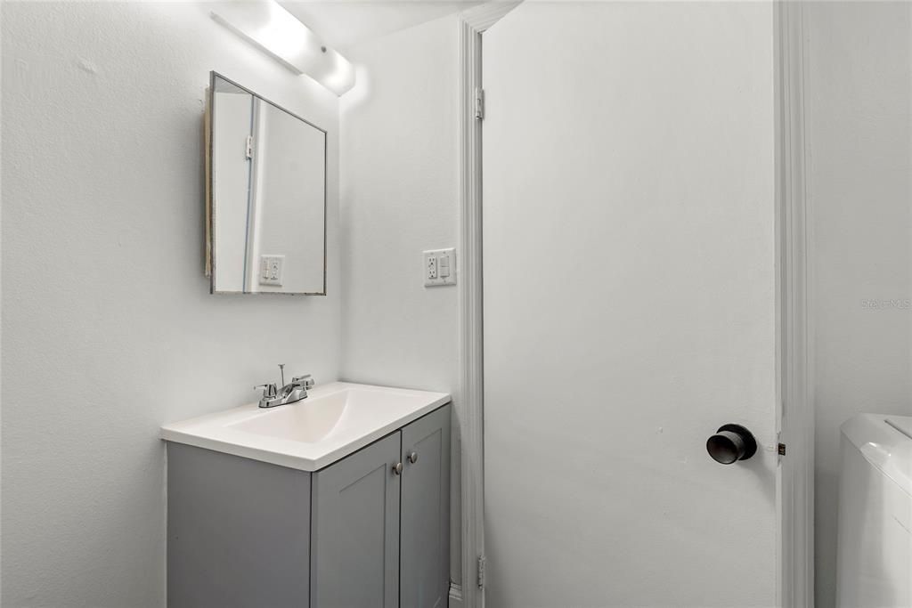 En Venta: $499,900 (4 camas, 3 baños, 2391 Pies cuadrados)