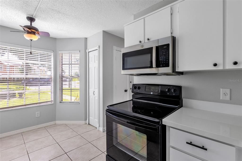 En Venta: $279,000 (2 camas, 2 baños, 1286 Pies cuadrados)