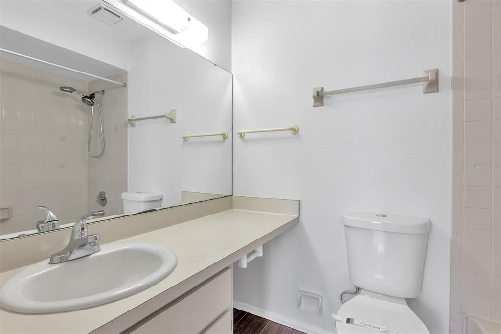 En Venta: $279,000 (2 camas, 2 baños, 1286 Pies cuadrados)