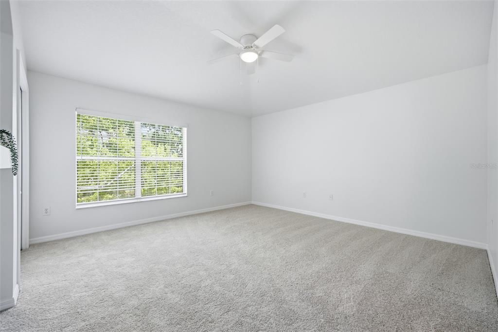 Activo con contrato: $225,000 (2 camas, 2 baños, 1696 Pies cuadrados)
