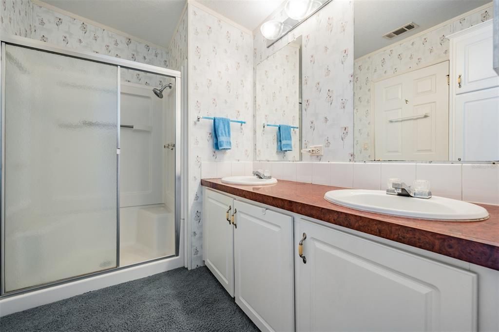 En Venta: $250,000 (2 camas, 2 baños, 1272 Pies cuadrados)