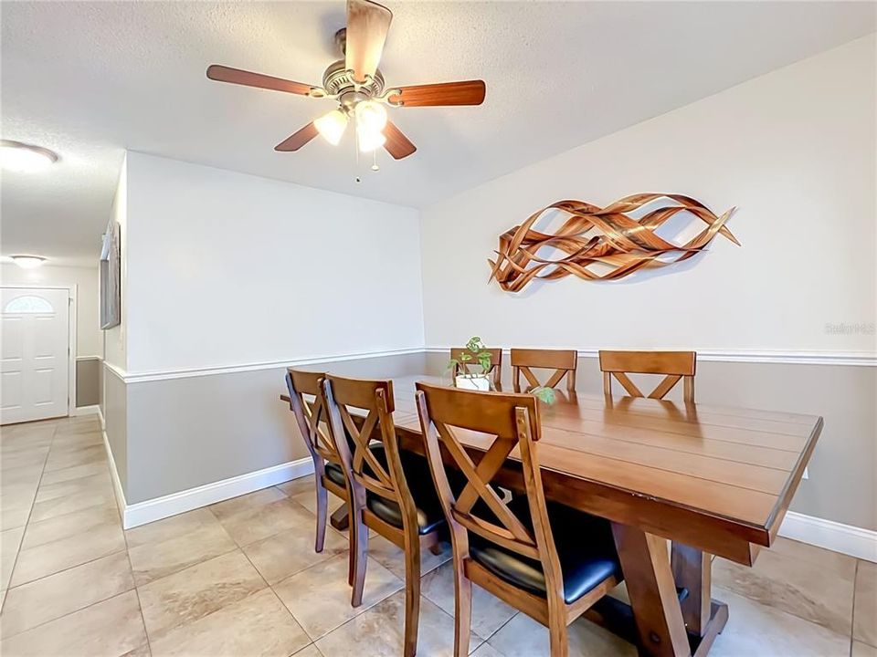 For Sale: $435,000 (4 beds, 2 baths, 1495 Square Feet)