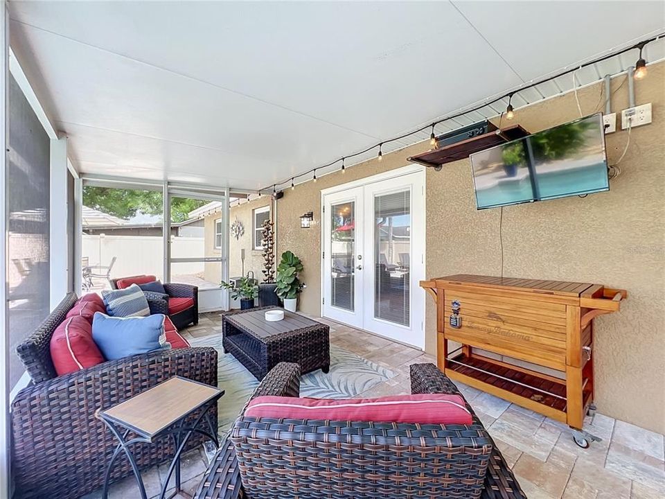 For Sale: $435,000 (4 beds, 2 baths, 1495 Square Feet)