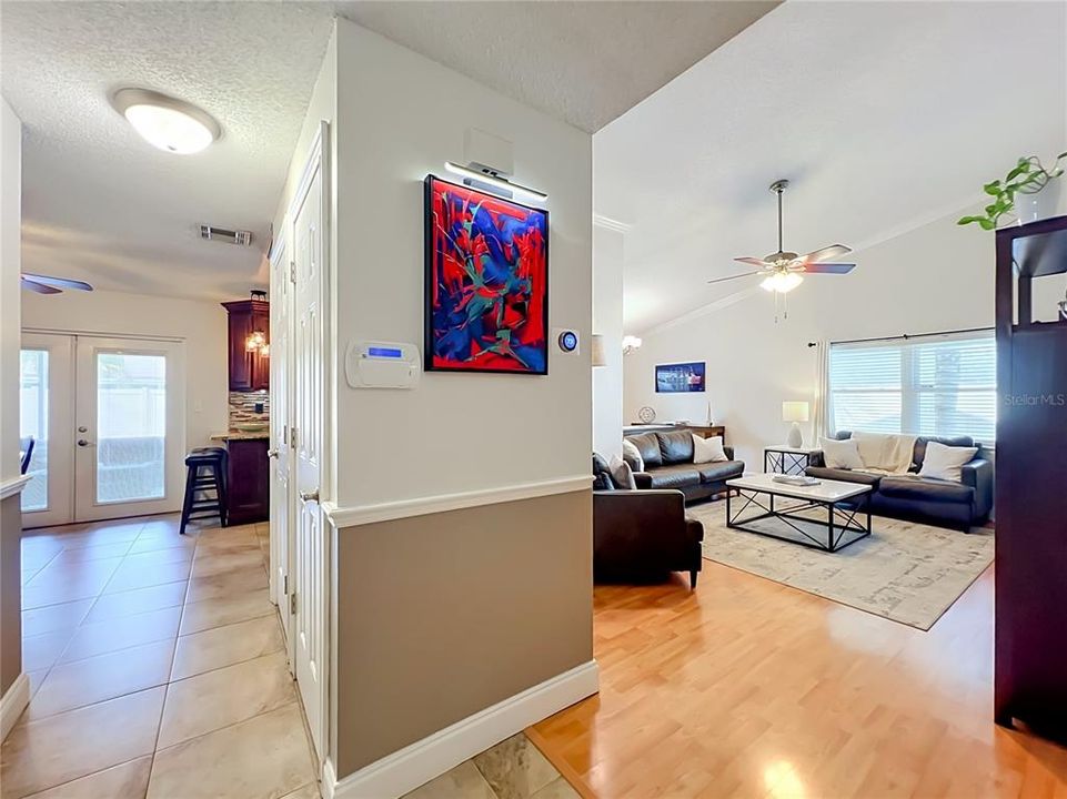 For Sale: $435,000 (4 beds, 2 baths, 1495 Square Feet)