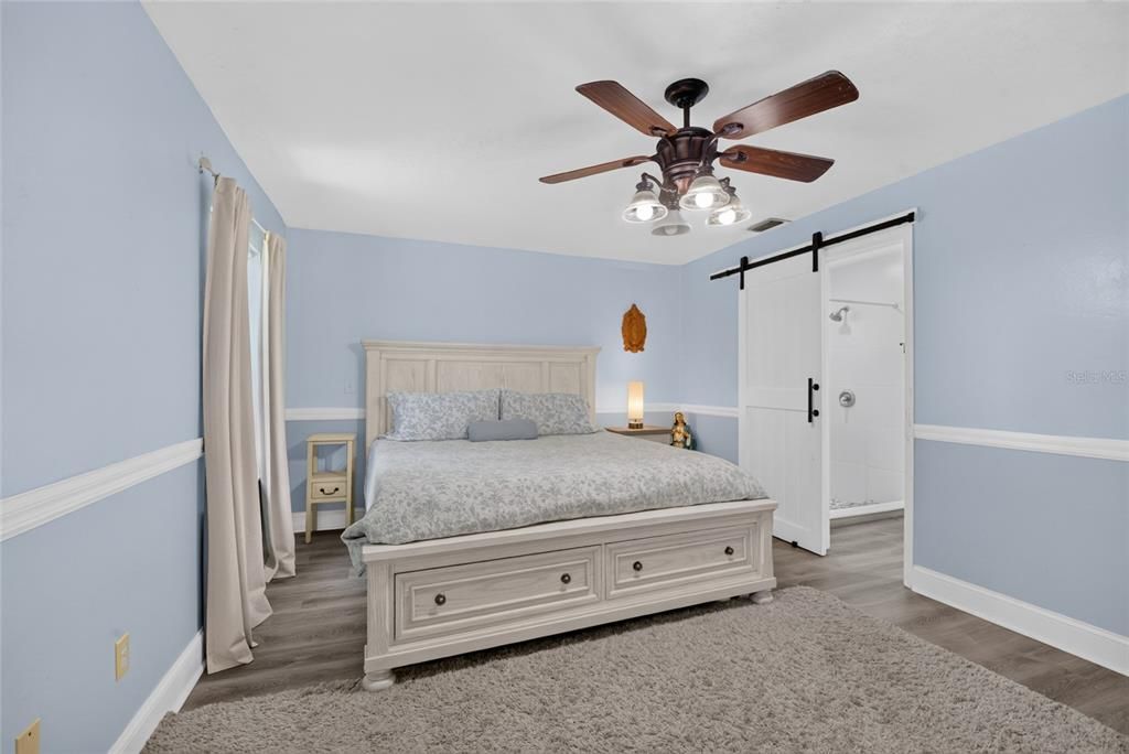 For Sale: $399,000 (3 beds, 2 baths, 1869 Square Feet)