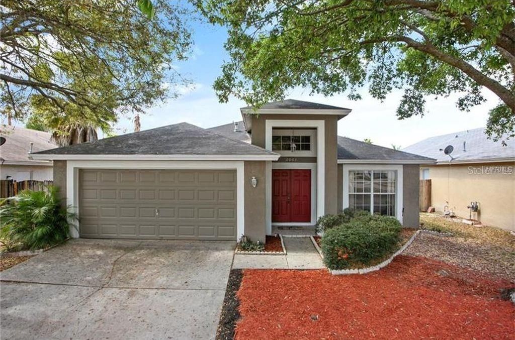For Rent: $2,295 (3 beds, 2 baths, 1695 Square Feet)