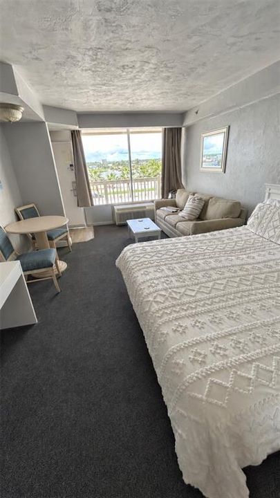 For Sale: $74,999 (0 beds, 1 baths, 308 Square Feet)