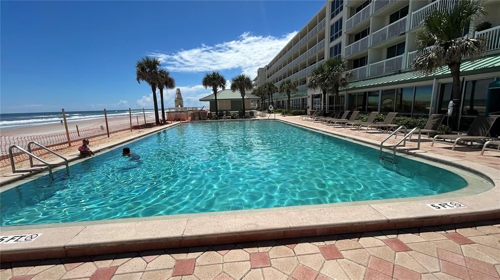 For Sale: $74,999 (0 beds, 1 baths, 308 Square Feet)