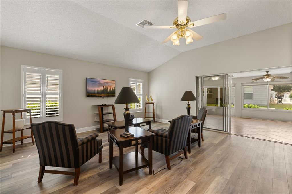 For Sale: $525,000 (3 beds, 2 baths, 2125 Square Feet)