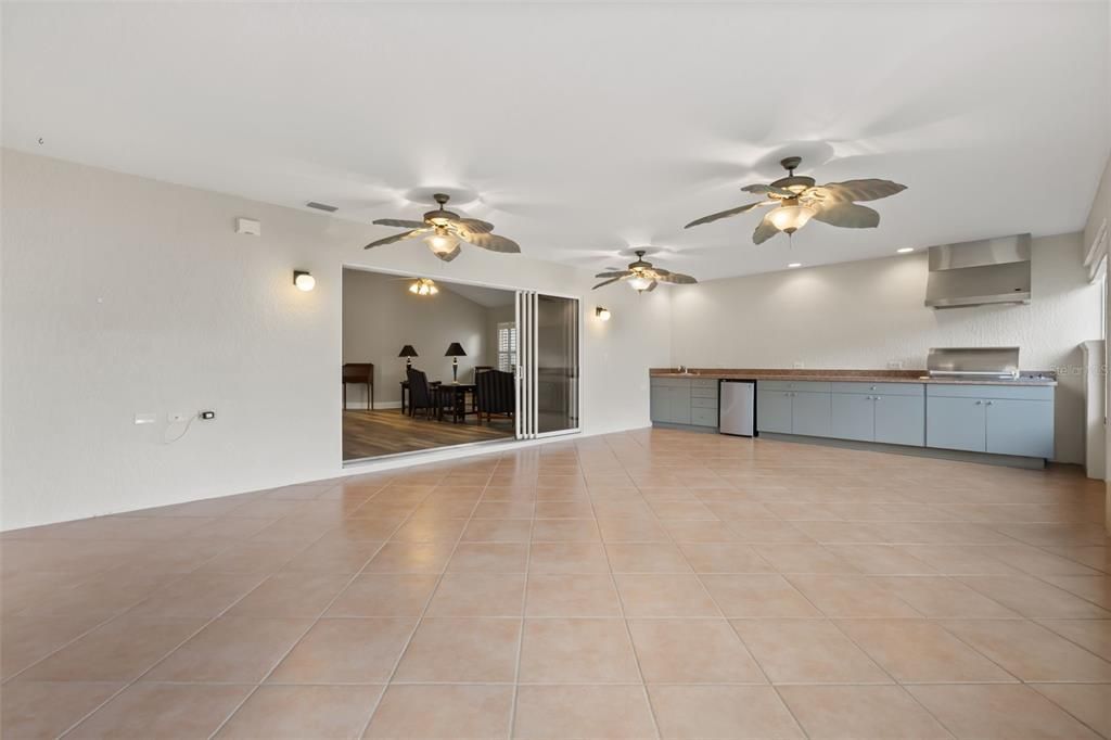 For Sale: $525,000 (3 beds, 2 baths, 2125 Square Feet)