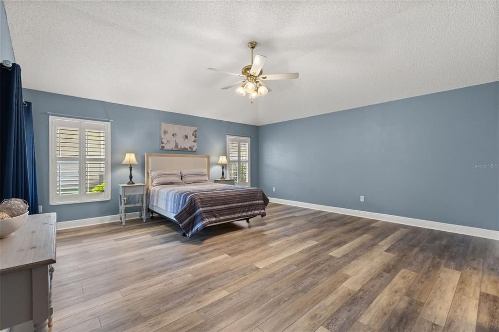 For Sale: $525,000 (3 beds, 2 baths, 2125 Square Feet)