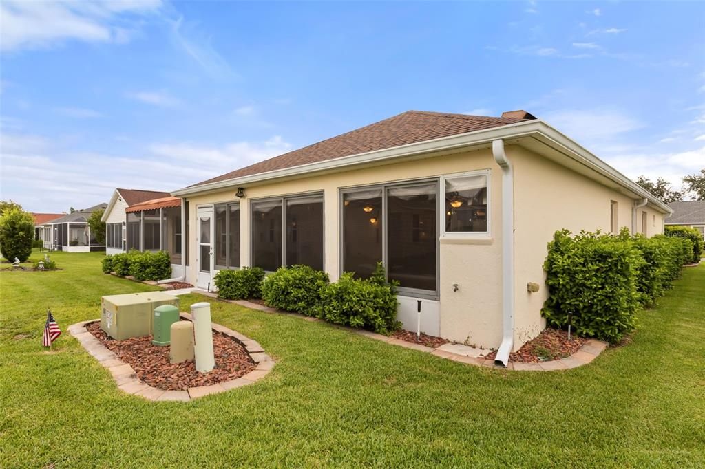 For Sale: $525,000 (3 beds, 2 baths, 2125 Square Feet)