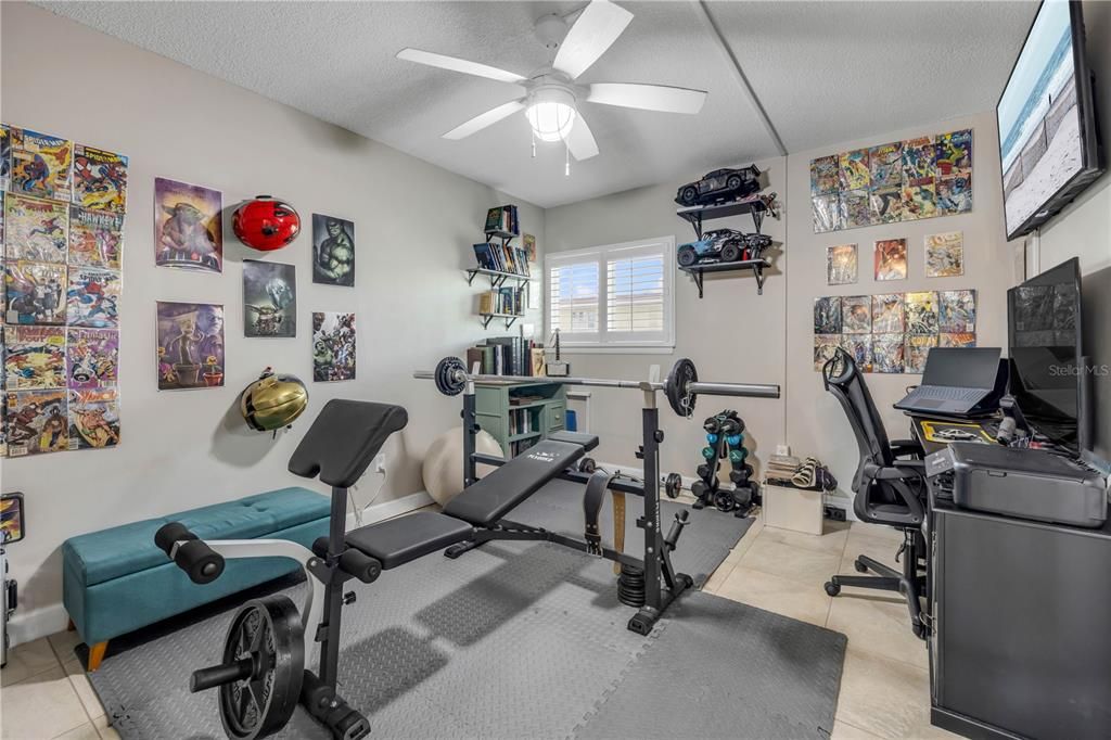 For Sale: $210,000 (2 beds, 2 baths, 1025 Square Feet)