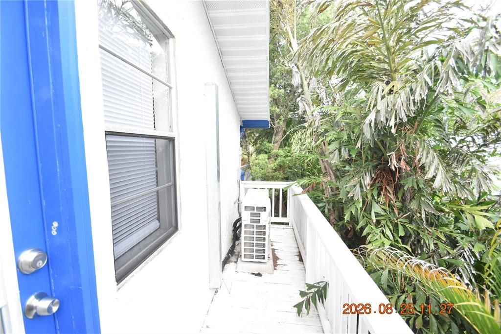 For Rent: $1,350 (1 beds, 1 baths, 405 Square Feet)