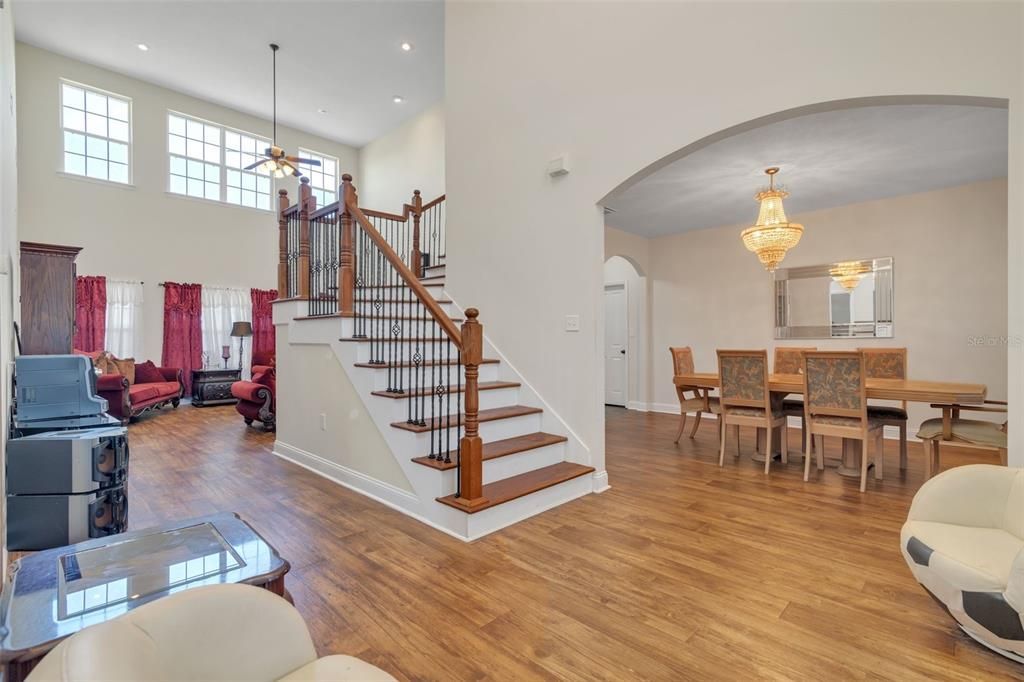 For Sale: $1,080,000 (4 beds, 4 baths, 3389 Square Feet)