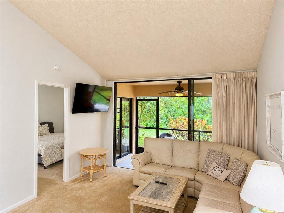 В аренду: $1,790 (2 спален, 2 ванн, 1080 Квадратных фут)