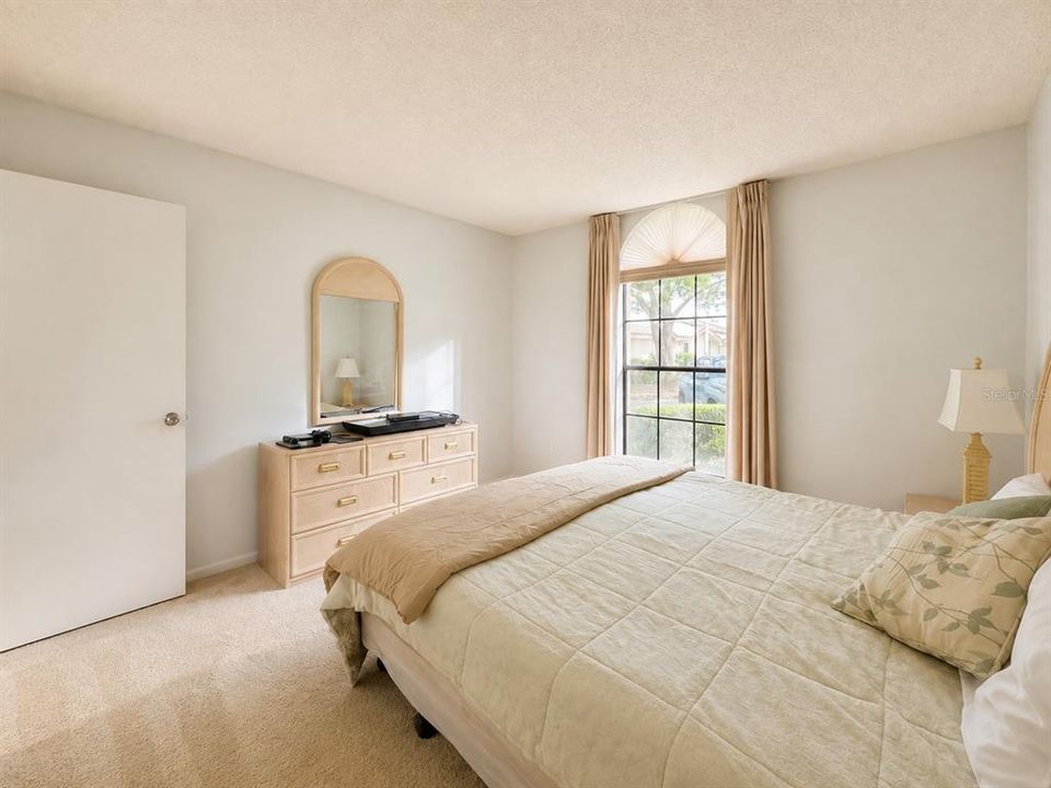 В аренду: $1,790 (2 спален, 2 ванн, 1080 Квадратных фут)