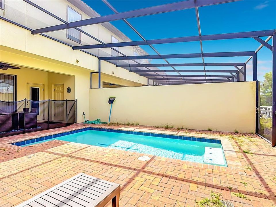 En Venta: $390,000 (5 camas, 4 baños, 2263 Pies cuadrados)