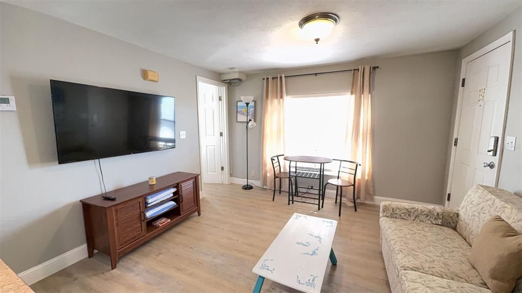В аренду: $1,500 (1 спален, 1 ванн, 613 Квадратных фут)