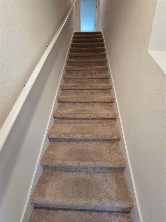 For Rent: $2,500 (4 beds, 3 baths, 2736 Square Feet)