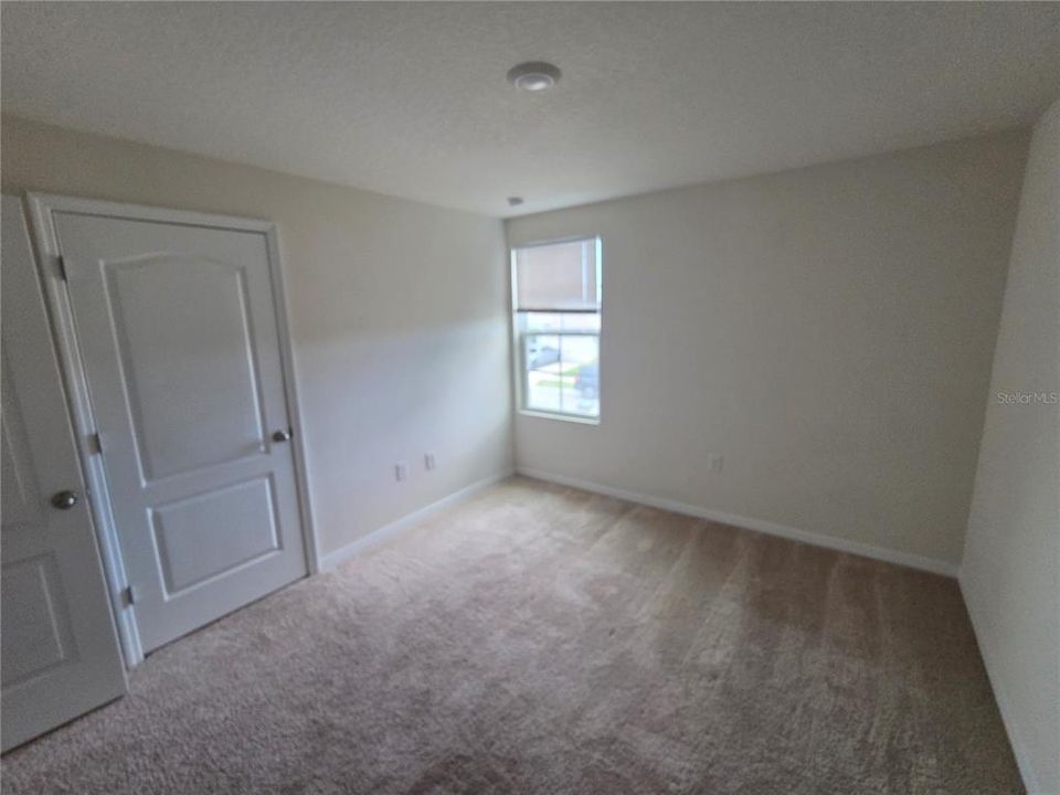 For Rent: $2,500 (4 beds, 3 baths, 2736 Square Feet)